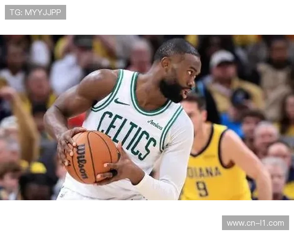 布朗连续10场30+追平伯德，凯尔特人客场力克爵士